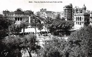 Oran - Place du Marechal Foch vers l'Hotel de Ville